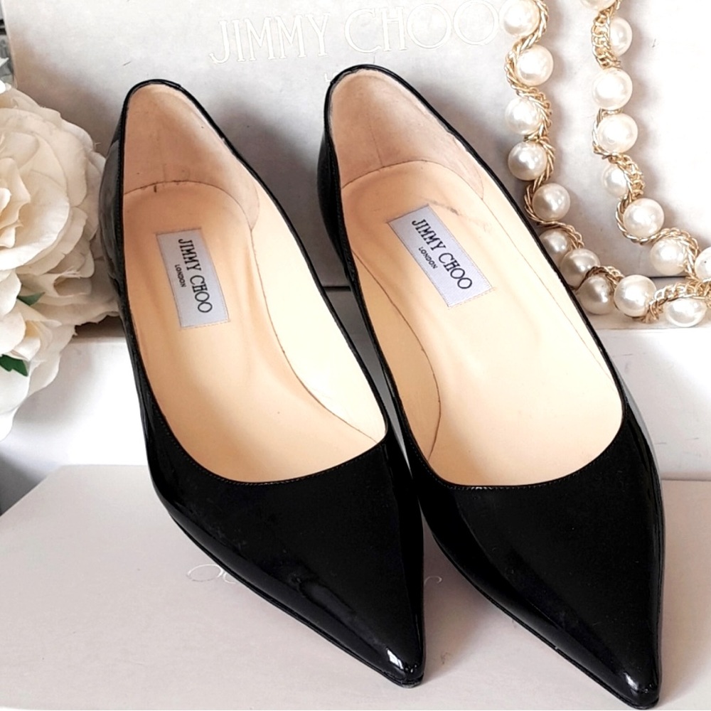 Jimmy Choo Classic Patent Leather pumps!